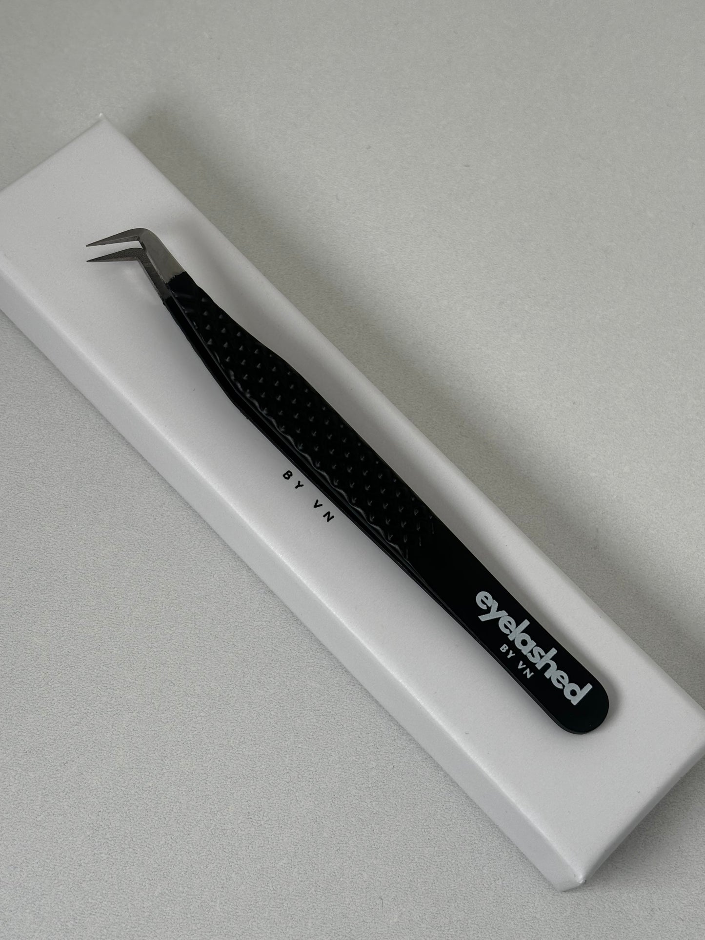Power tweezer