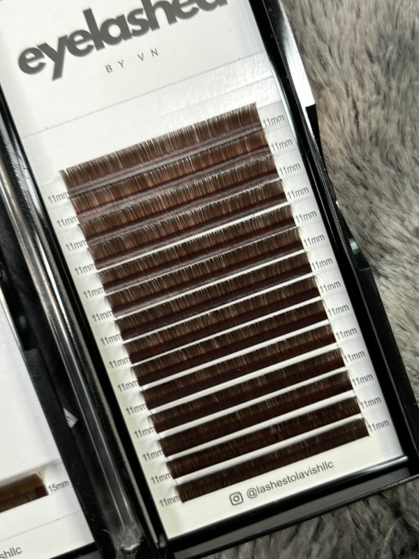 Brown single length lashes